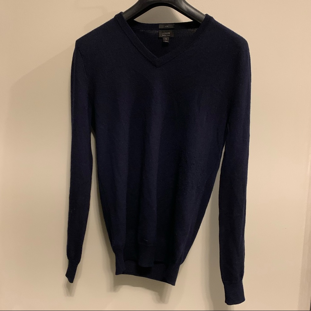 Men’s J. Crew Navy V Neck
